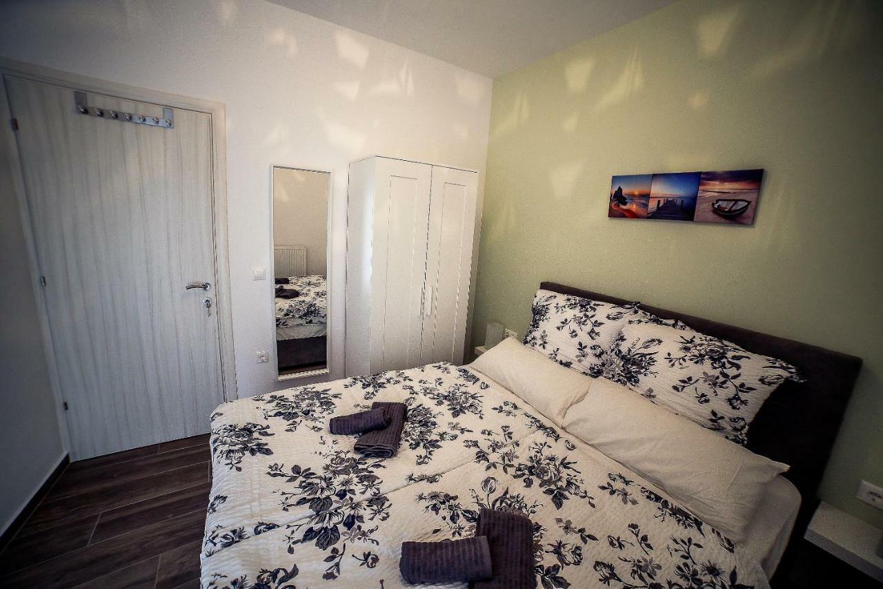 Seaview Deluxe Apartments Thessaloníki Eksteriør bilde